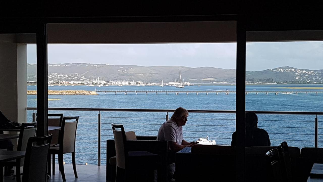 Phoenix And Waterside Guest house